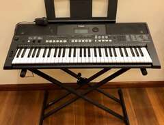 Keyboard Yamaha PSR E433 +...