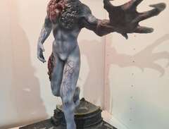 Resident evil figurine