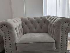 Chesterfield Deluxe Sofa gr...