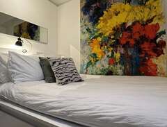 Säng MALM IKEA med madrass...