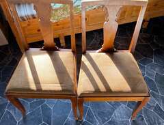 2 gamla stolar