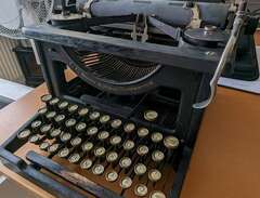 Antik skrivmaskin
