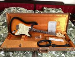 Fender Stratocaster Customs...