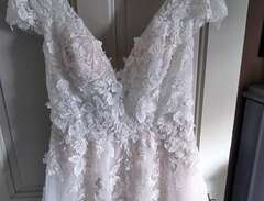 Helena Granby Bröllopsklänn...