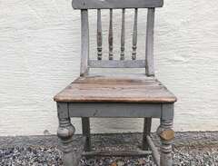 Antik stol från Hälsingland