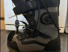 Vans Infuse snowboard boots...
