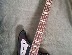 Fender Deluxe Jaguar Bass f...
