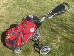 Golfbag m integrerad "vagn"