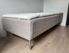 IKEA Skårer säng 90x200 cm