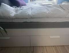 Brimnes Bed frame with storage
