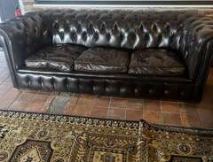 Chesterfield soffa 3 sits