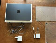 MacBook Air 13 tum med M2-c...