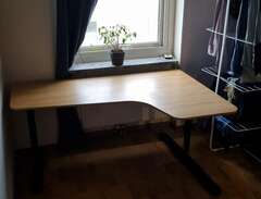 IKEA Bekant skrivbord
