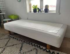 IKEA säng Sultan Singås 90x200
