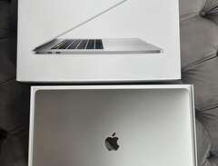 Macbook Pro 15,4 tum (Touch...