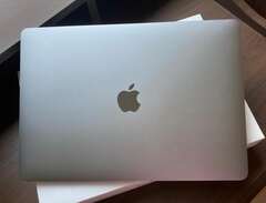 MacBook Air M1 16GB & 256GB