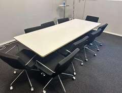 konferensbord och 8 stolar