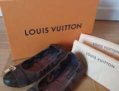 Louis Vuitton ballerina