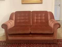 Rosa vintage-soffa!