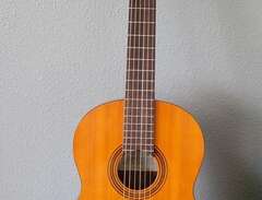 Yamaha CG-110M gitarr