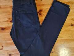 Svarta Ljung jeans stl. 30"