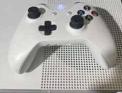 Xbox One S 1TB + Handkontroll