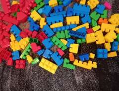 122st Lego/Duplo  ALLT  99 kr