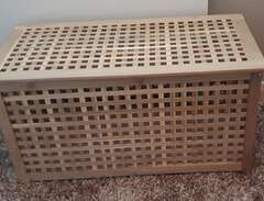 Förvaringsbox/bord i trä