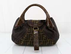 Fendi spy Zucca (bag)/Handbag