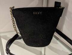 Ny DKNY väska
