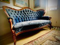 antik soffa m tillhörande 2...
