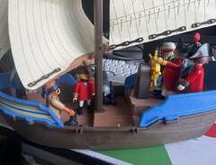Blå Playmobil pirat skepp