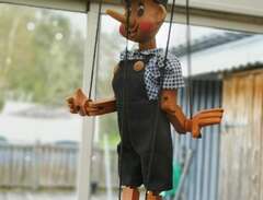 Pinocchio docka