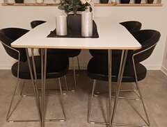 köksbord med 4 stolar