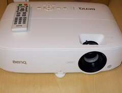 BenQ TW 535 projektor