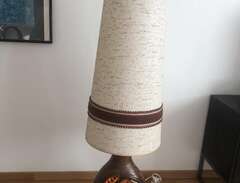 golv lampa keramik med kons...