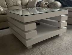 soffbord med glasskiva 80x80