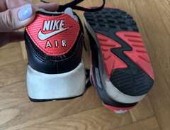 Nike Air Max ungdom storlek...