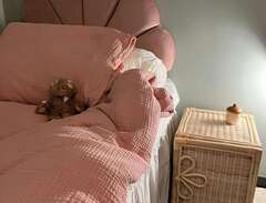 Sänggavel rosa