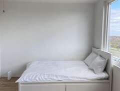 IKEA säng ”MALM”