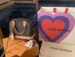 Louis Vuitton Alma BB väska!