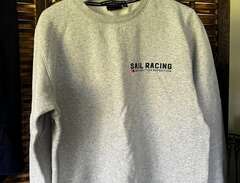 Sweatshirt från Sail Racing...