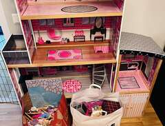 Barbie hus med tillbehör