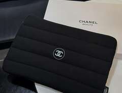 Chanel Beauty Laptop Case