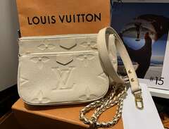 Louis Vuitton Cream Giant m...