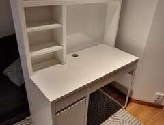 skrivbord IKEA Micke