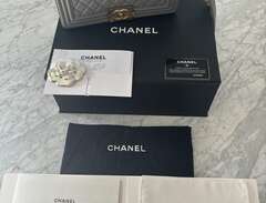 Chanel Boy Bag Medium
