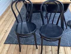 2 st IKEA öglan stolar, svart
