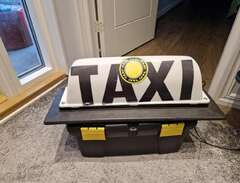 Taxi taklampa