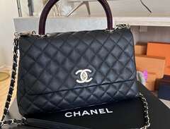 Chanel Coco handle bag in m...